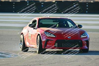 media/Nov-02-2025-Speed Ventures (Sun) [[61724e2e34]]/Black/Session 4/